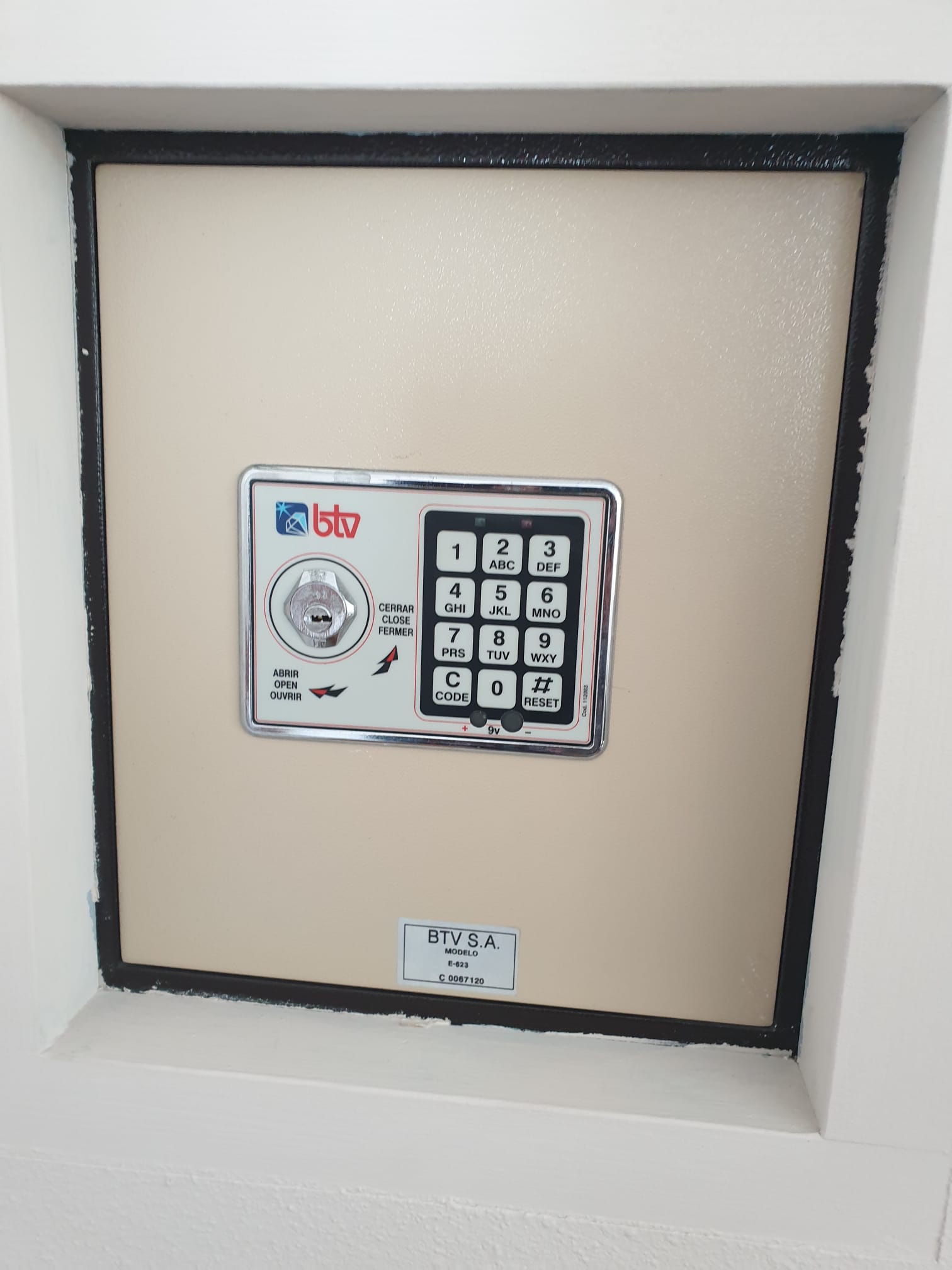 Apertura de caja fuerte — Cerrajero Alicante